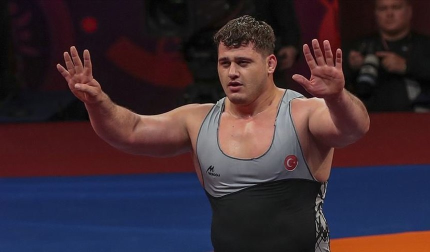 Rıza Kayaalp, finale yükseldi