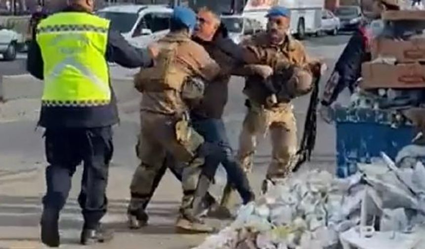 Yasağa rağmen eylem yapan işçilere coplu müdahale