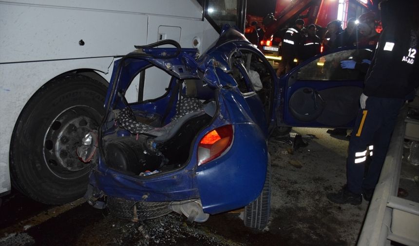 İzmir'deki kazada dört kişi yaralandı