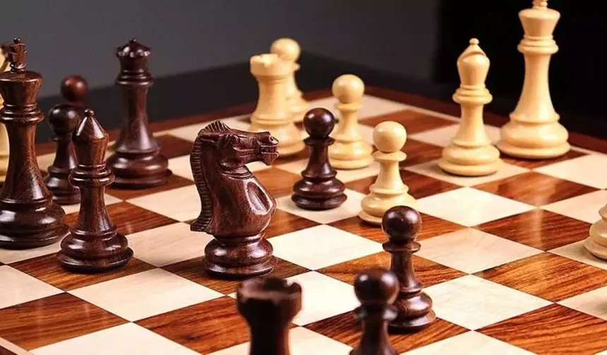 Fethiye'de Çanakkale Zaferi anısına satranç buluşması