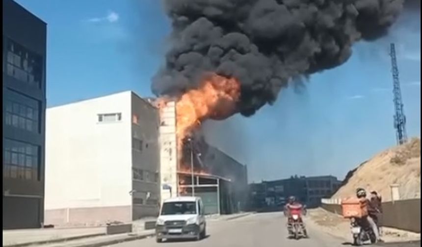 Öğrenci yurdunda korkutan yangın