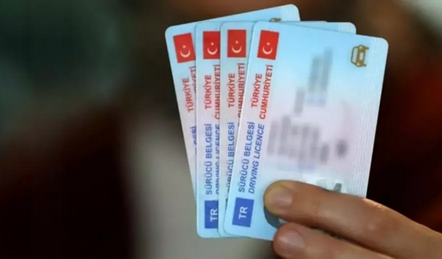 Ehliyet yenileme için gerekli belgeler ve ücreti: 2025 Ehliyet yenileme son tarih ne zaman?