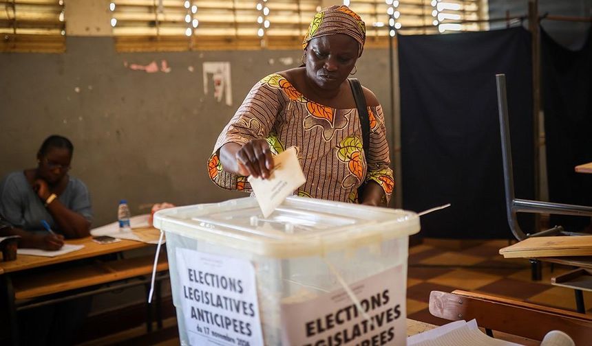 Senegal'de genel seçim yarışında PASTEF önde gidiyor