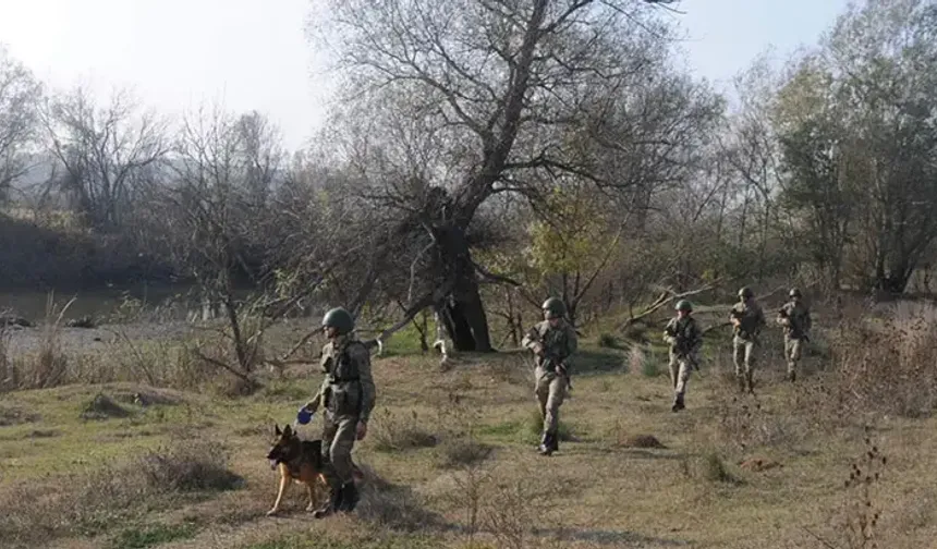 Firari FETÖ'cüler Yunanistan'a kaçarken yakalandı!