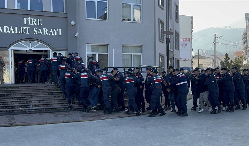 İzmir'de suç örgütü operasyonunda 11 şüpheli tutuklandı