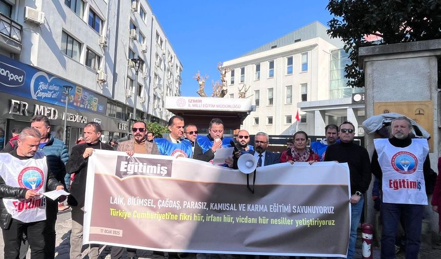 Öğretmenler İzmir Milli Eğitim önünden seslendi: 'Çocukların geleceği tehlikede'