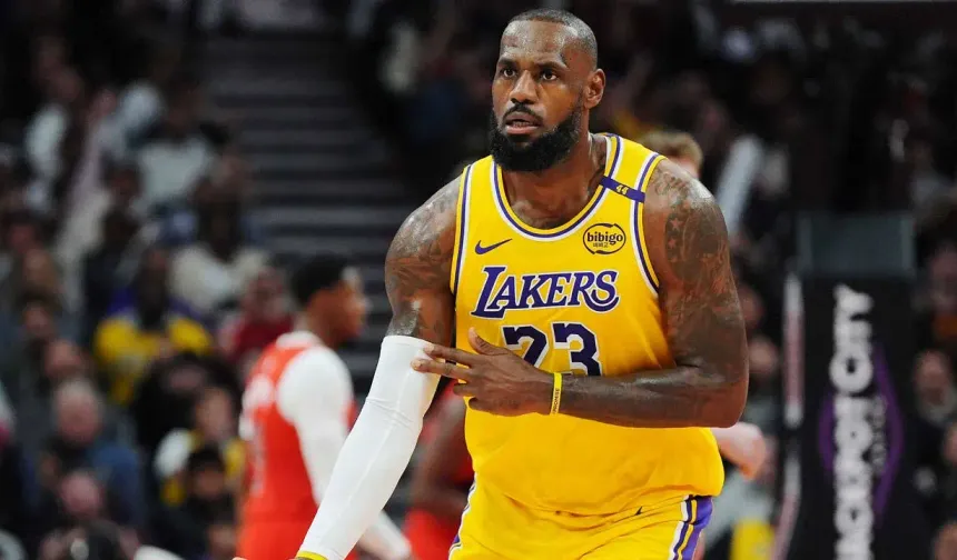 LeBron rekora doymuyor