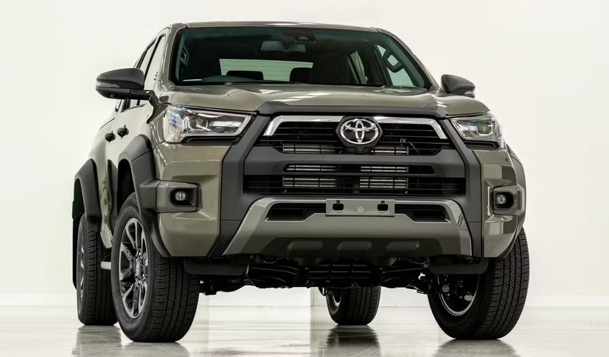 2023 Model Toyota Hilux  İcradan Satışa Çıktı! İşte Özellikleri ve Fiyatı