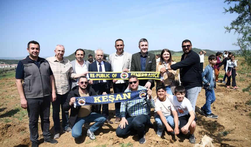 Keşan Fenerbahçeliler Derneği Hatıra Ormanı için ilk fidanlar dikildi