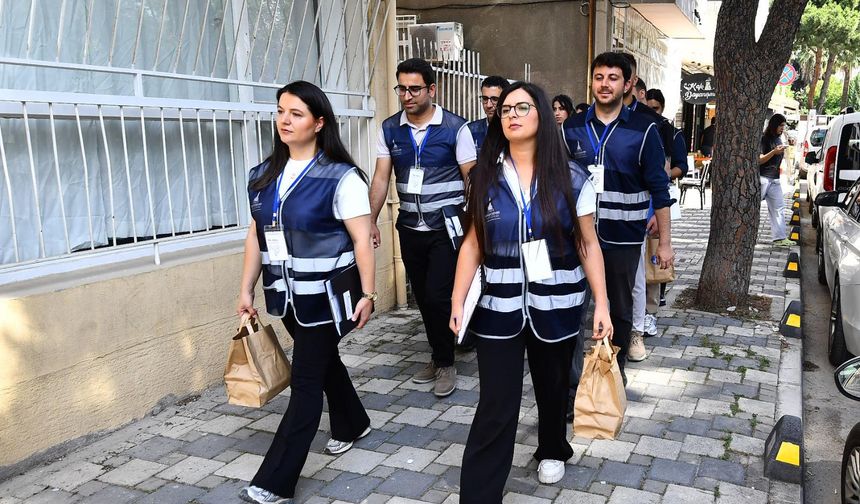 Büyükşehir'in saha ekipleri 12 bin hanenin kapısını çaldı!