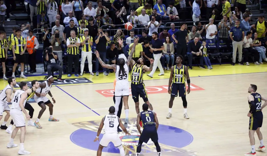 Fenerbahçe ile Beşiktaş final serisinde ikinci kez karşılaşıyor!
