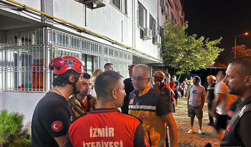 İzmir'de özel bakım merkezinde yangın paniği!