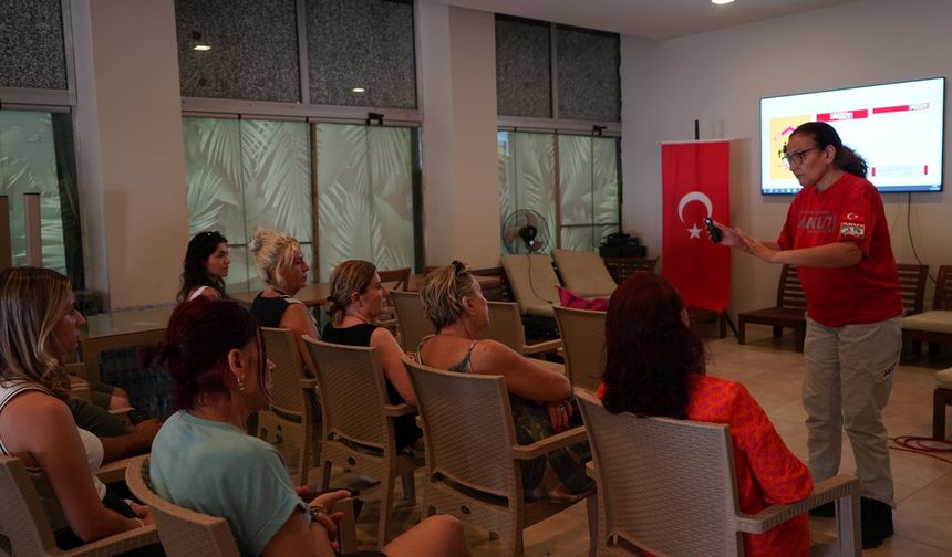 Çeşme’de afet seferberliği: Belediye ve AKUT’tan hayat kurtaran eğitim