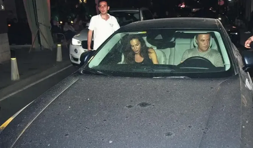 Güzide Duran ve Fikret Orman aşk yaşıyor! El ele yakalandılar