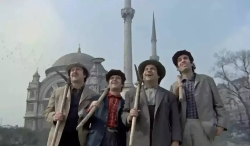 Salak Milyoner filmi oyuncuları kim, konusu ne, sonu nasıl bitiyor? Salak Milyoner filmi ne zaman, nerede çekildi?