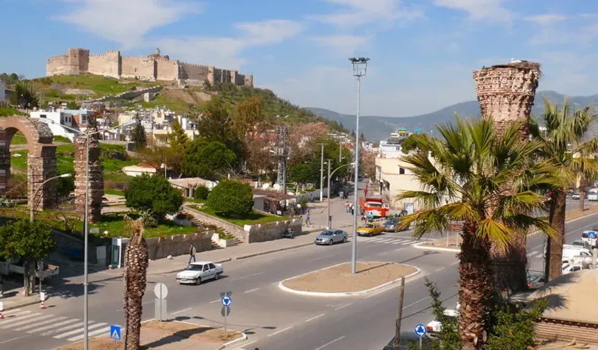 Selçuk’ta yollar yeniden yazılıyor: Trafik artık tek yönden akacak, şehir nefes alacak