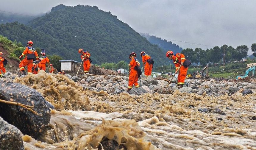 Çin’de sel: 15 ölü, 28 kayıp