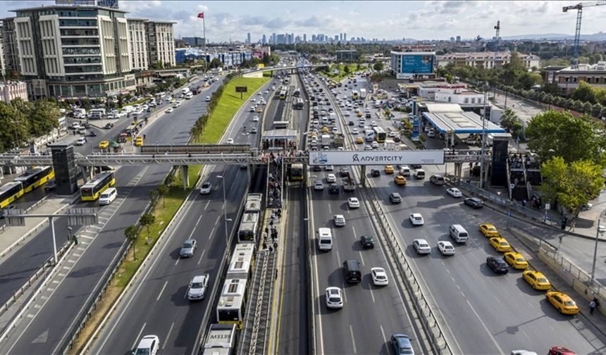 30 Ağustos Zafer Bayramı kutlamaları için yollar trafiğe kapatılacak