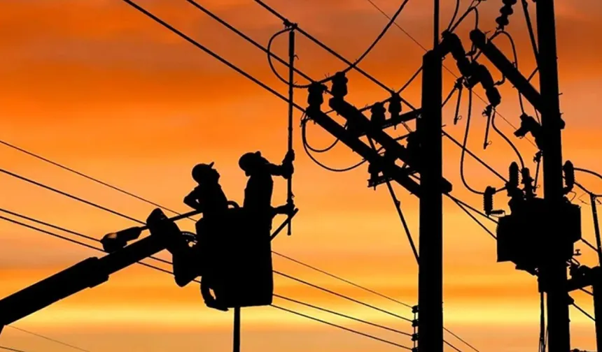 Uşak’ta elektrik kesintisi alarmı: 5 Ağustos’ta birçok mahalle ve köy karanlıkta kalacak