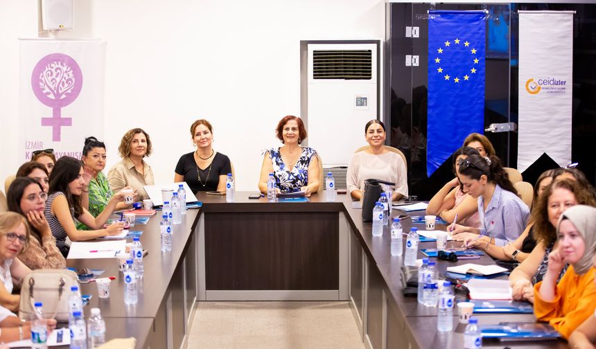Kadına şiddete karşı tek yürek: İzmir'in belediyeleri Narlıdere'de buluştu