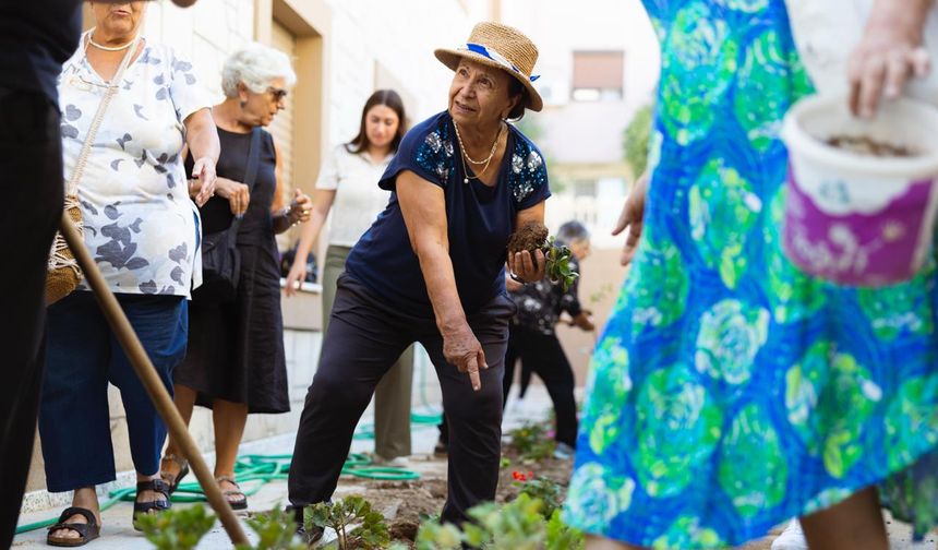 Balçova’da anlamlı Alzheimer etkinliği