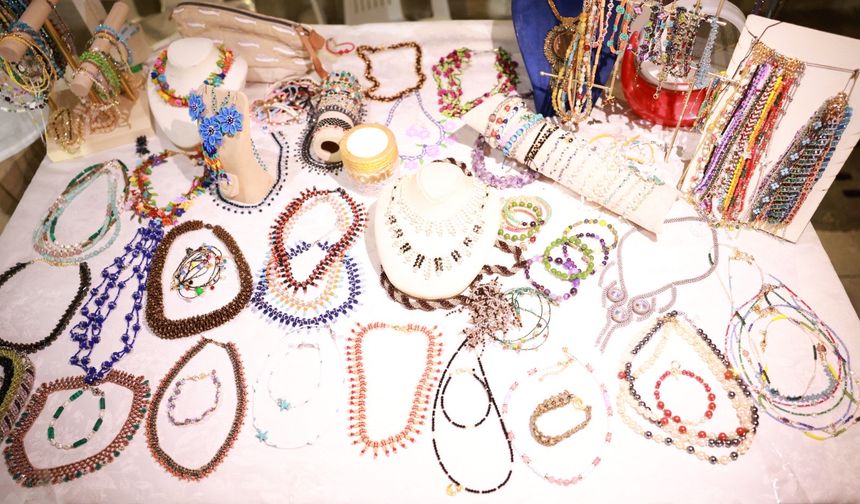 İzmir Bayraklı'nın üreten kadınları için el emeği pazarı kuruluyor