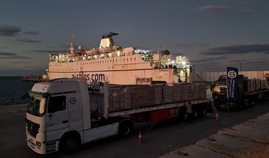 25 insani yardım tırı Gazze için yola çıktı