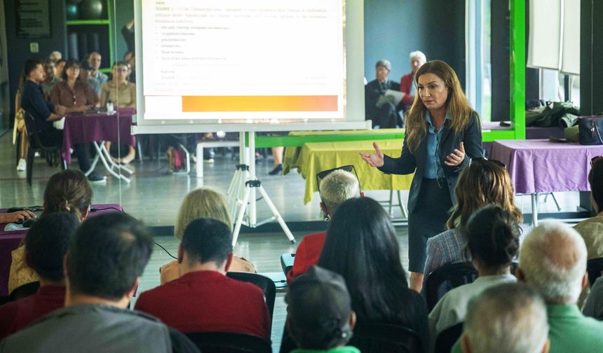 İzmir Bornova'da 'deniz yıldızı' modeliyle çevre seferberliği