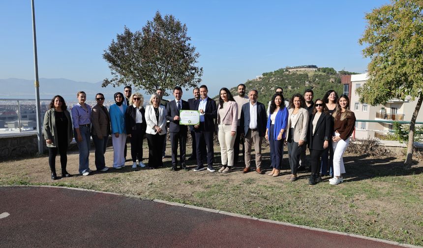İzmir Bayraklı'da çevreci zirve