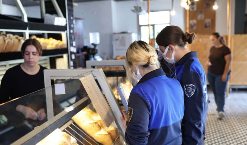 Çeşme'de zabıta ekiplerinden fırınlara hijyen denetimi