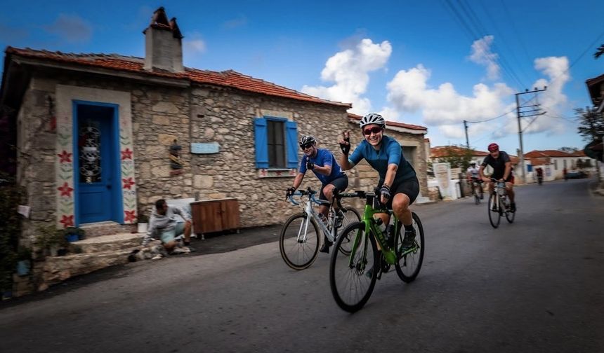 Gran Fondo Çeşme 2025: Pedallar dokuzuncu kez Çeşme için dönüyor