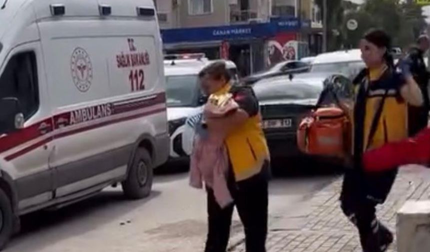 İzmir’de cami avlusuna terk edilen bebek yoğun bakımda