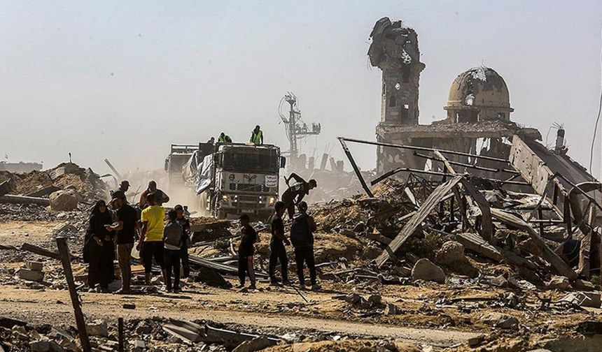 İsrail ABD baskısına boyun eğdi: Gazze’ye yardımlar yeniden başlayacak