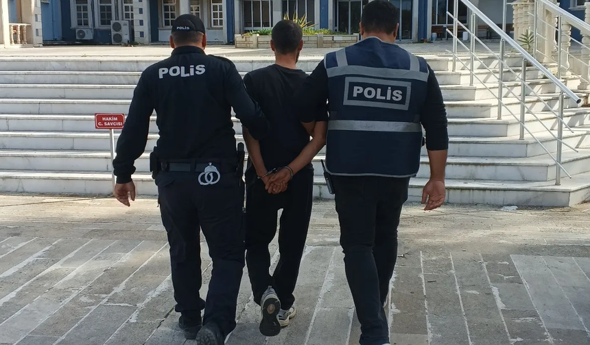İzmir’de silahlı gasp zanlıları yakalandı: 1 kişi tutuklandı
