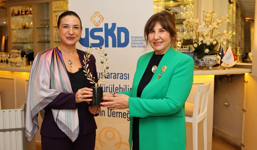 Başkan Sengel: Efes Tarlası Yaşam Köyü bir Cumhuriyet projesidir