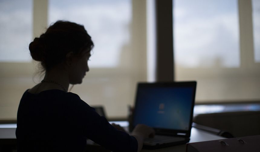 KDK’den tüm kurumlara çağrı: “Tatiller hangi güne denk gelirse gelsin izin düşülmemeli”