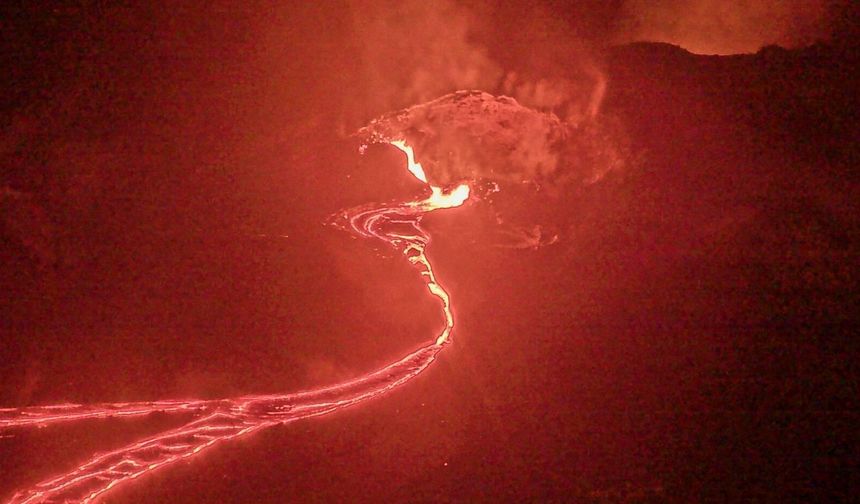 Hawaii'deki Kilauea Yanardağı'nda 36'ncı patlama öncesi lav akıntıları