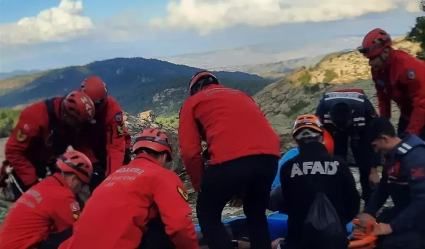 Aydın'da dağda can pazarı... Askeri helikopterle kurtarıldı