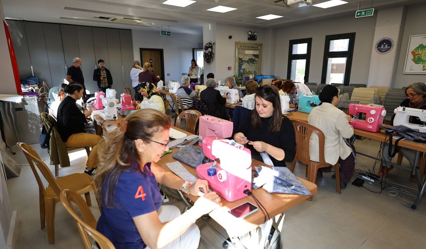 Efes Selçuk’ta kadınlar dikiş atölyesinde buluştu