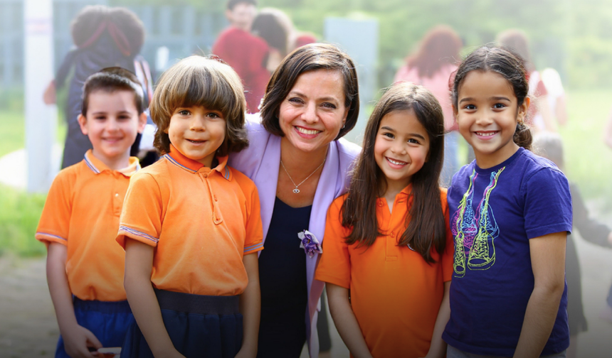 İzmir Karabağlar'da ara tatil şenliği: bilim, sanat ve tiyatro çocukları bekliyor