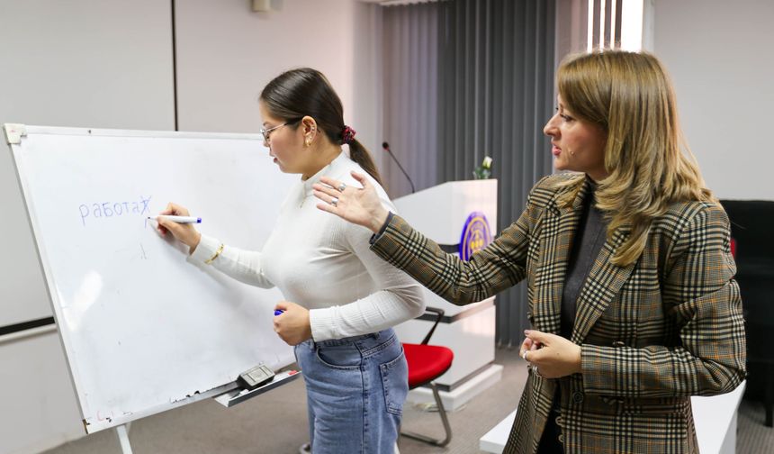 Buca’da Rusça öğrenme heyecanı