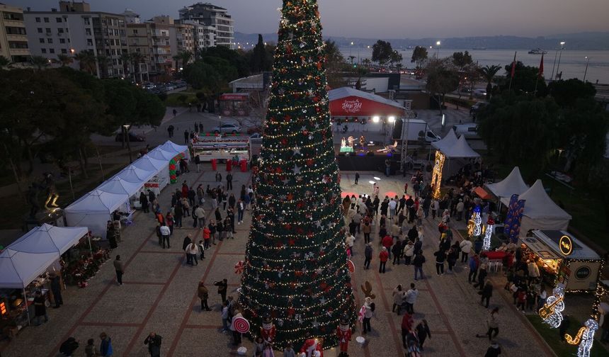 Karşıyaka Yeni Yıl Festivali coşkuyla başladı