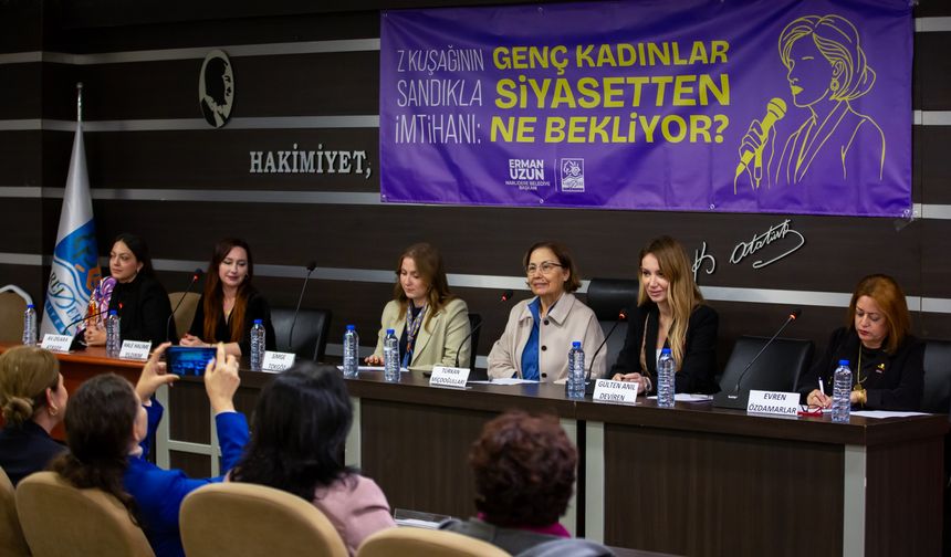 Genç kadınlar seçme ve seçilme hakkının yıl dönümünde Narlıdere’den ses yükseltti