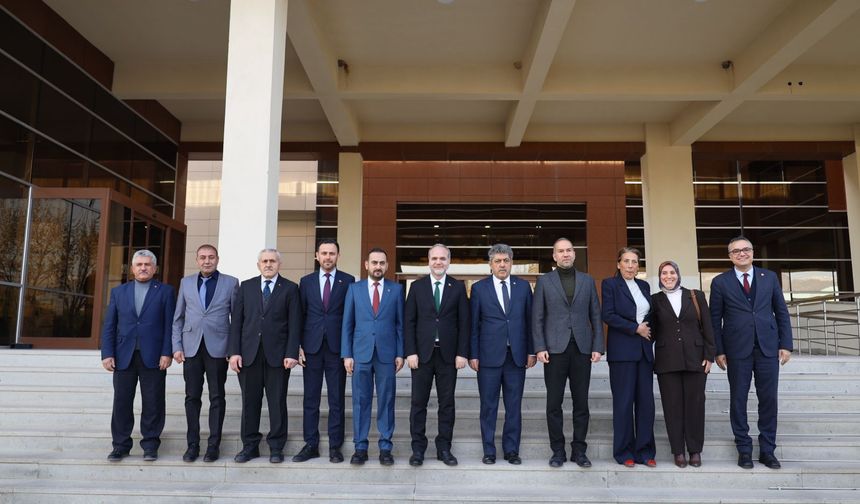 Şehit Ömer Halisdemir nezdinde tüm şehitlere vefa