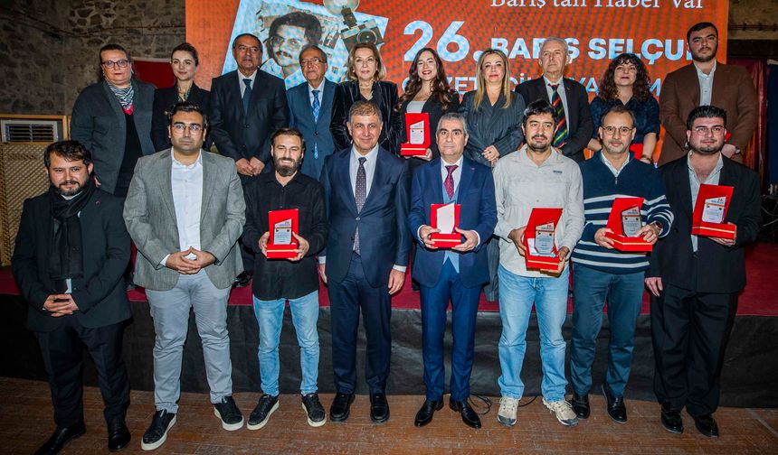 Barış Selçuk ödülleri törenle verildi