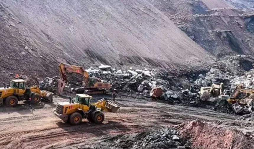 Maden faciası: 226 işçi hayatını kaybetti