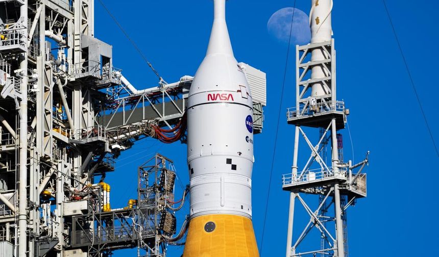 NASA Açıkladı: Tarihi Ay Görevi Tekrar Ertelendi