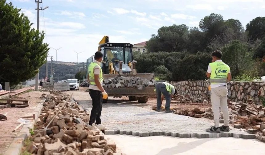Çeşme’de yol yenileme seferberliği: 2026’nın ilk iki ayında 32 bin metrekareyi aşan çalışma