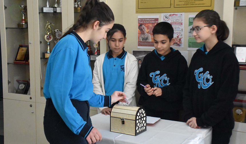 İzmirli öğrencilerin harçlığı iyiliğe dönüştü