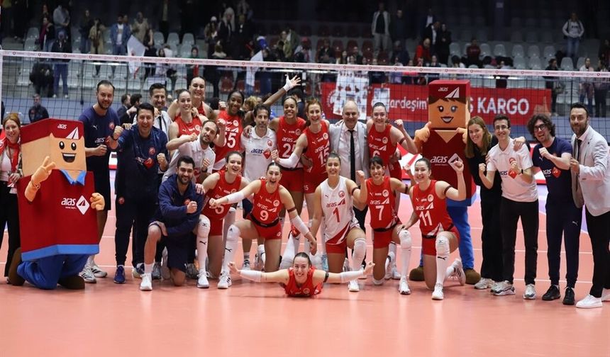 Aras Kargo’dan play-off’a güçlü başlangıç: İzmir’de 3-1’lik zafer